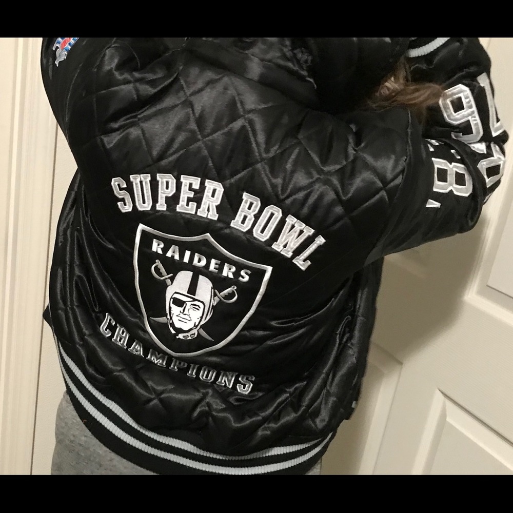 Women’s Satin Raiders Jacket Sz Lrg